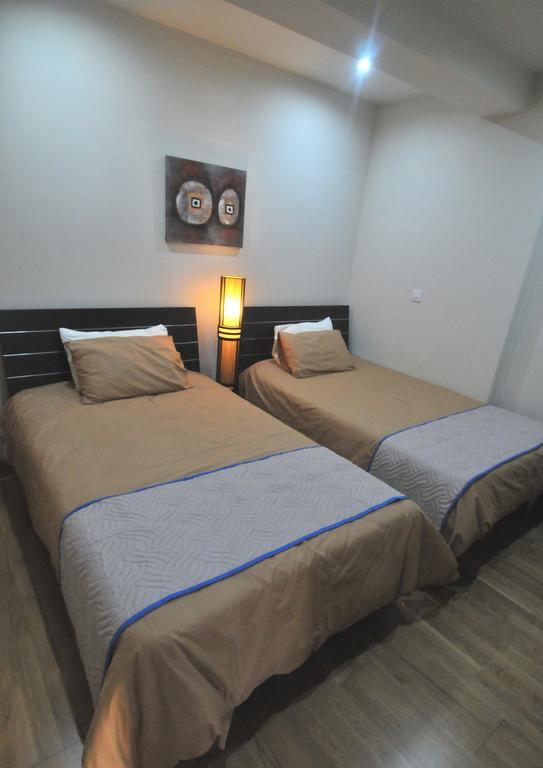 Ithaki Phinikoudes Apartment No. 204 Larnaca Bilik gambar