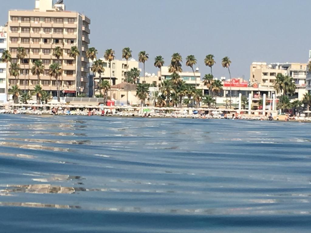 Ithaki Phinikoudes Apartment No. 204 Larnaca Luaran gambar