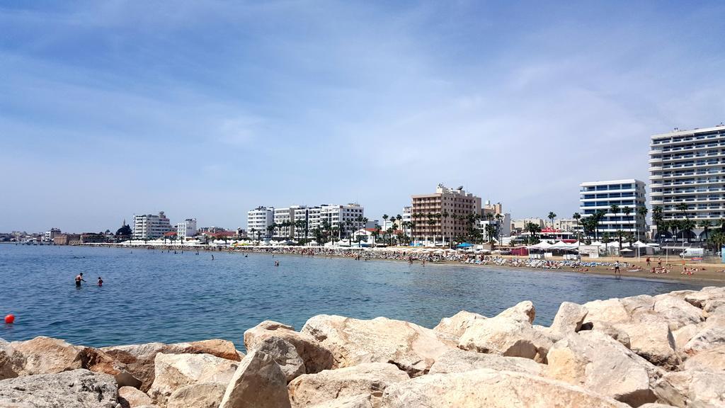 Ithaki Phinikoudes Apartment No. 204 Larnaca Luaran gambar