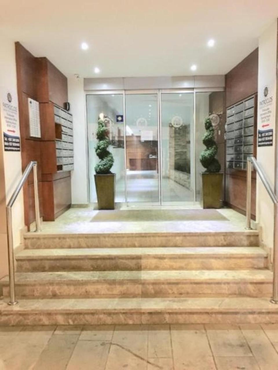 Ithaki Phinikoudes Apartment No. 204 Larnaca Luaran gambar
